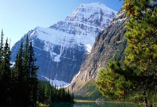 开云体育官方网站-无解防守：现代足坛的终极制胜密码