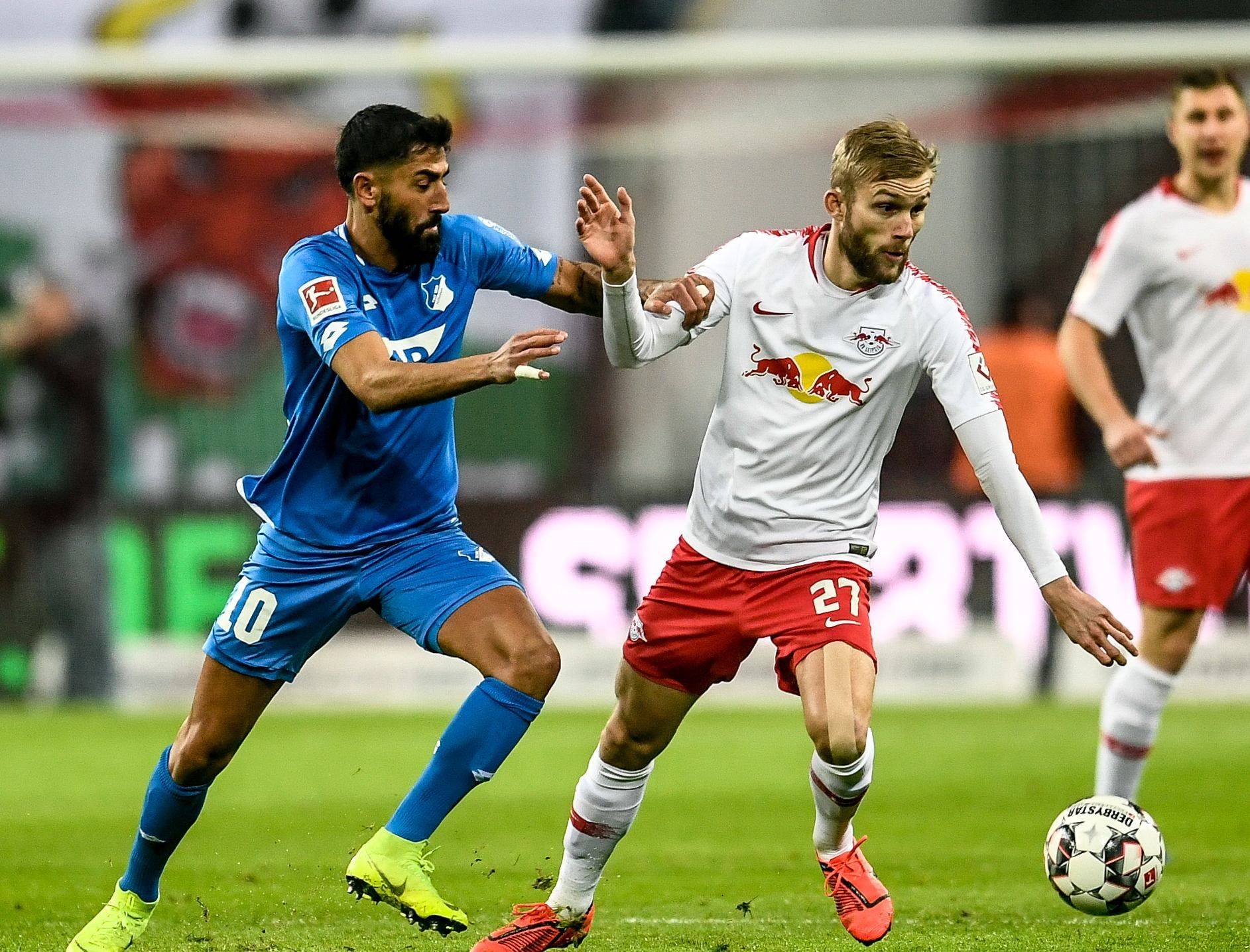 包含拜仁豪取八连胜,领跑德甲积分榜的词条 包含拜仁豪取八连胜,领跑德甲积分榜的词条