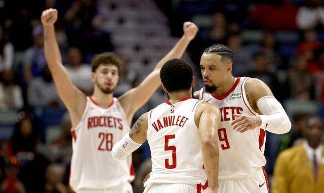 开云体育平台APP-包含巴西篮球超级联赛：里约热内卢火箭队豪取八连胜的词条