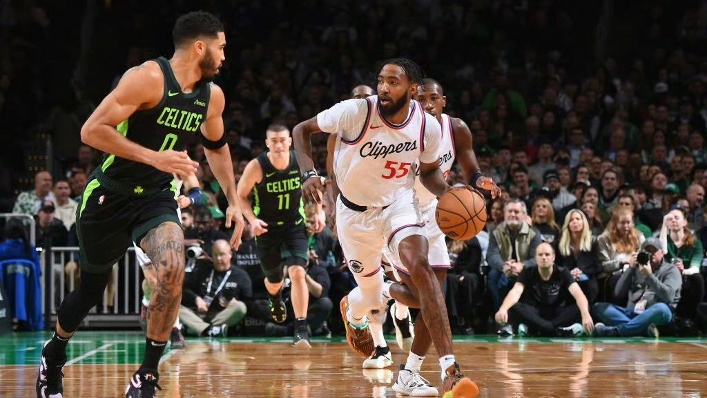 快船惊险逆转凯尔特人,继续保持不败的简单介绍 快船惊险逆转凯尔特人,继续保持不败的简单介绍