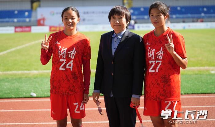 关于女足教练团队:助力培养更多足球新秀的信息 关于女足教练团队:助力培养更多足球新秀的信息