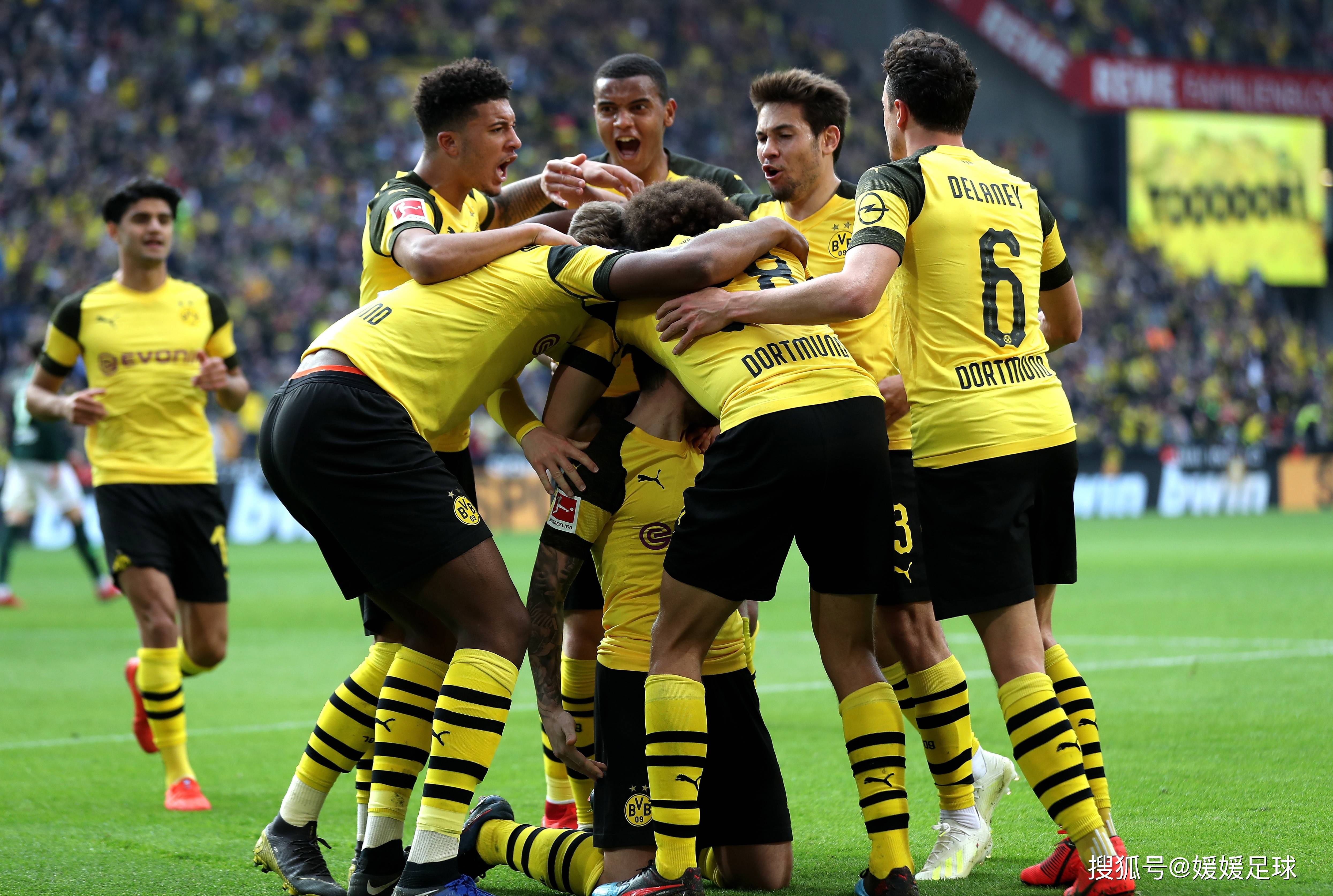 斯图加特主场惨败,遭遇连败 斯图加特主场惨败,遭遇连败