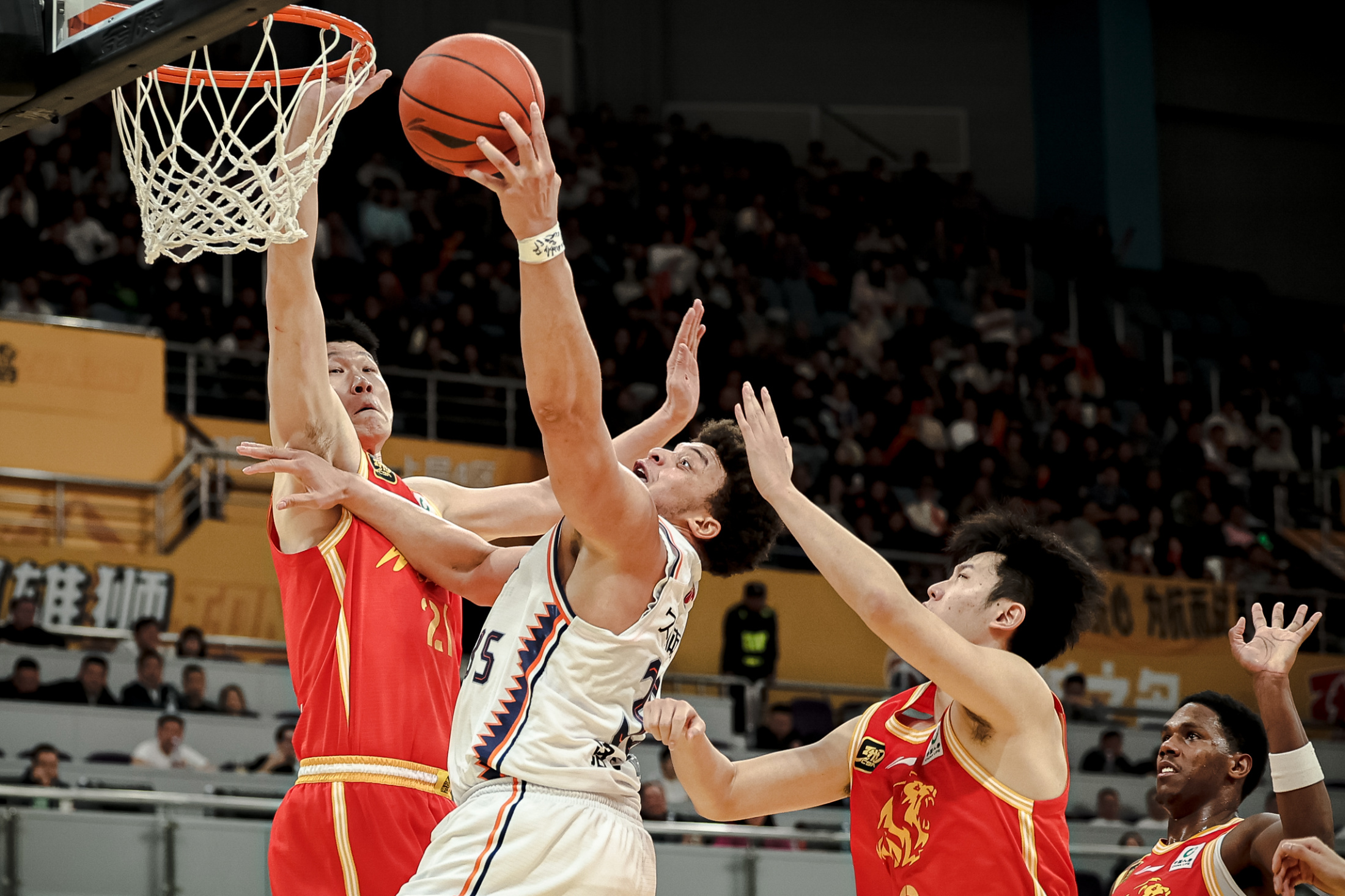 开云体育官方网站-包含天津篮球战胜劲敌，肆意展现实力的词条