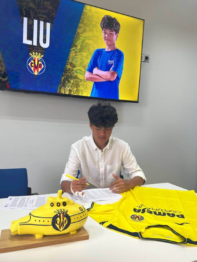 权健球员转战西甲:中超跨越欧洲赞誉 权健球员转战西甲:中超跨越欧洲赞誉