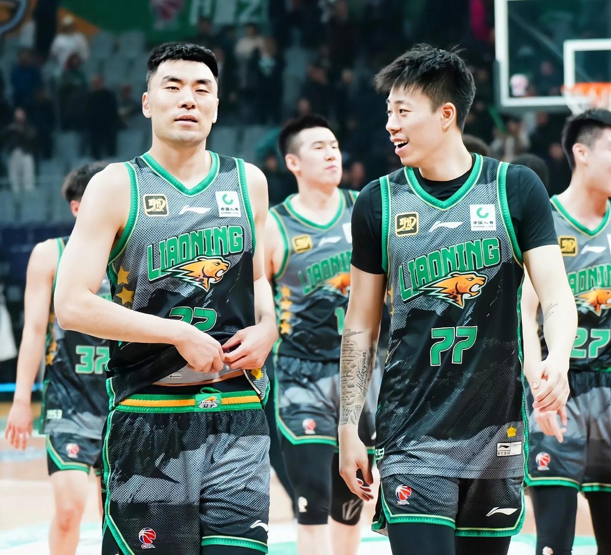 辽宁男篮面对球队挑战，稳定发挥士气高涨