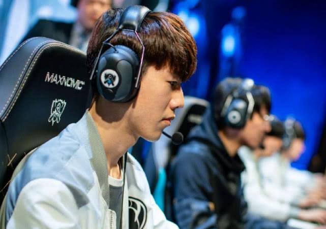 国际联赛中教练战术出奇制胜 国际联赛中教练战术出奇制胜