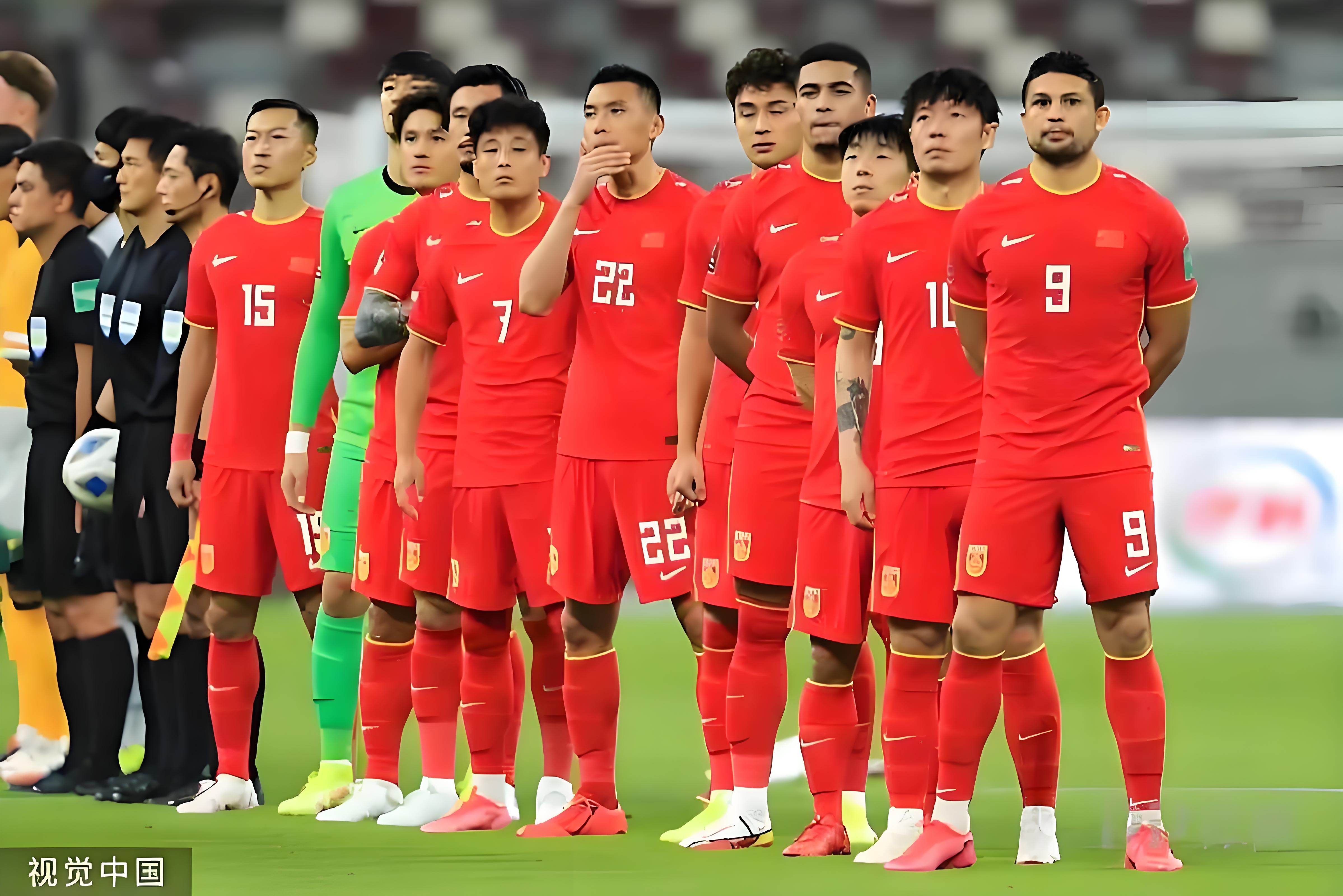 足球东道主球队备战世界杯,斗志昂扬展示实力 足球东道主球队备战世界杯,斗志昂扬展示实力