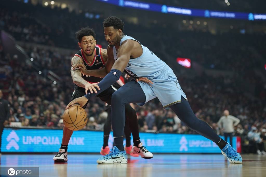 人不敌灰熊!西蒙斯神扑绝杀失手的简单介绍 人不敌灰熊!西蒙斯神扑绝杀失手的简单介绍