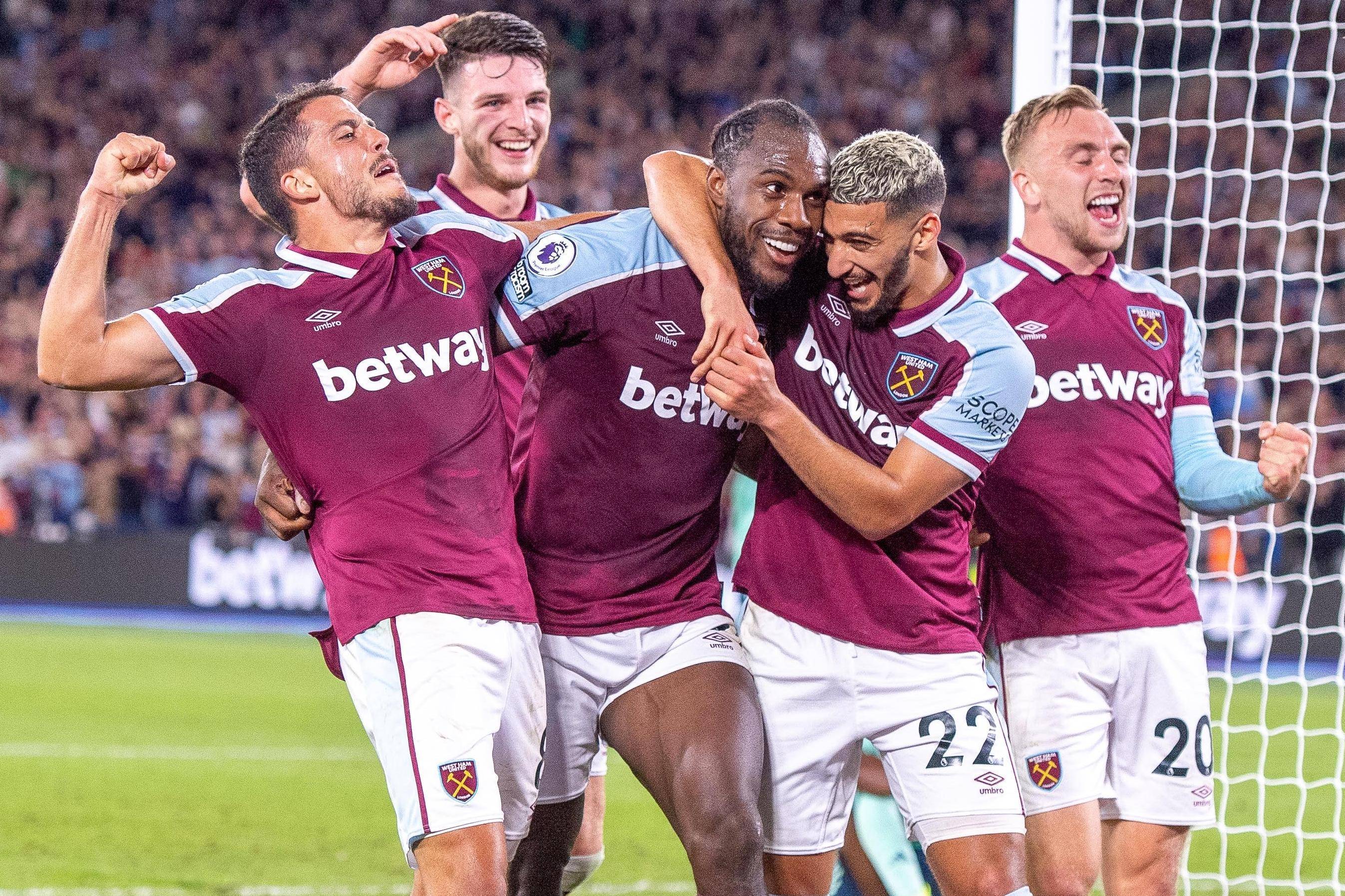 开云体育中国-利物浦本土比赛战绩总体向上，联赛争冠态势明显