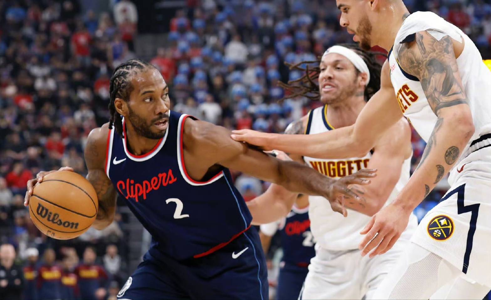 开云体育-快船队主场强势击败对手，抢占战绩榜首位置