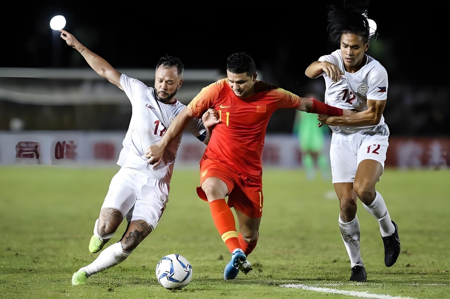 出色发挥，泰国球队在亚冠小组赛中勇夺胜利