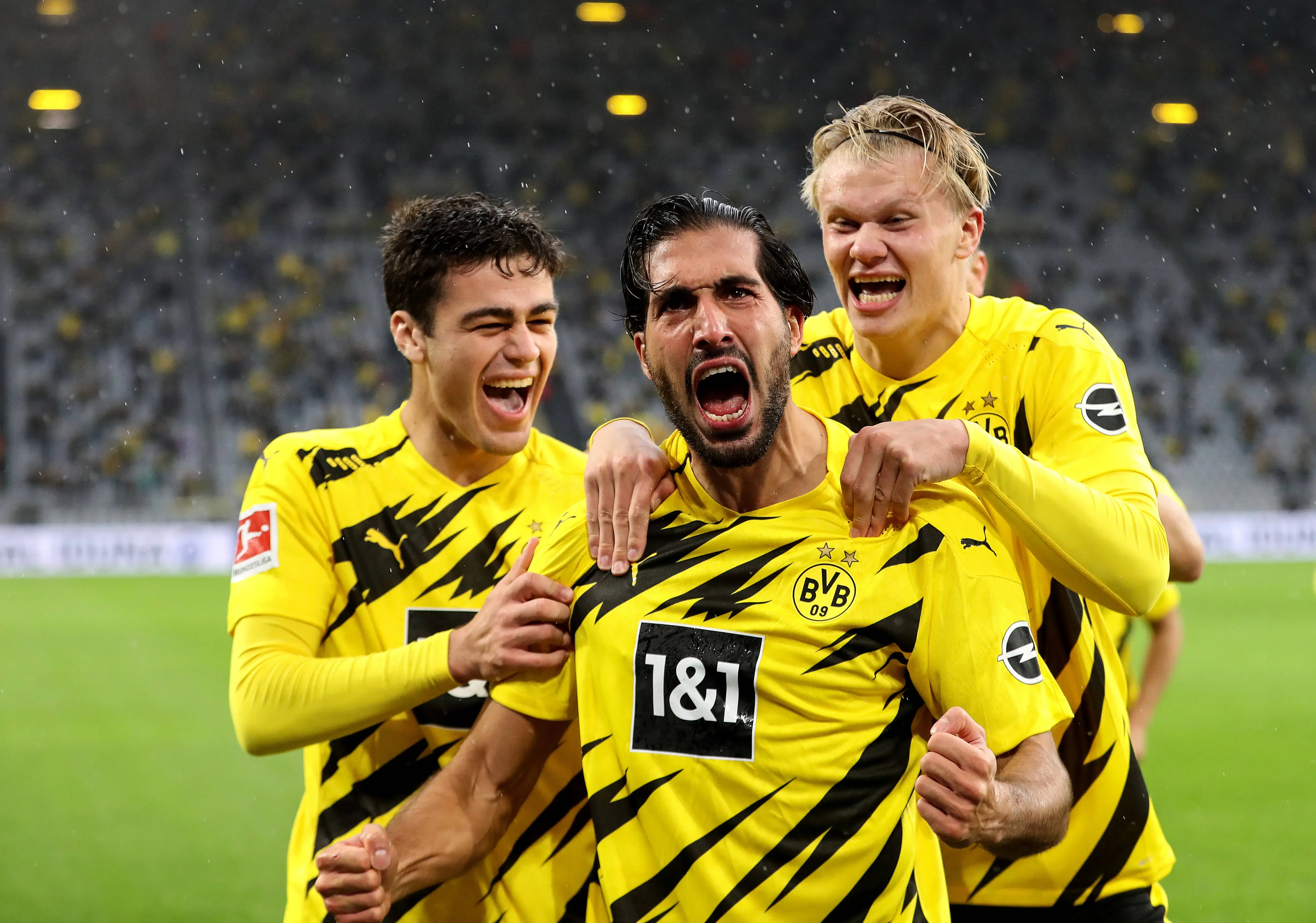 绿茵场上激烈对决,帕尔马险胜对手 绿茵场上激烈对决,帕尔马险胜对手