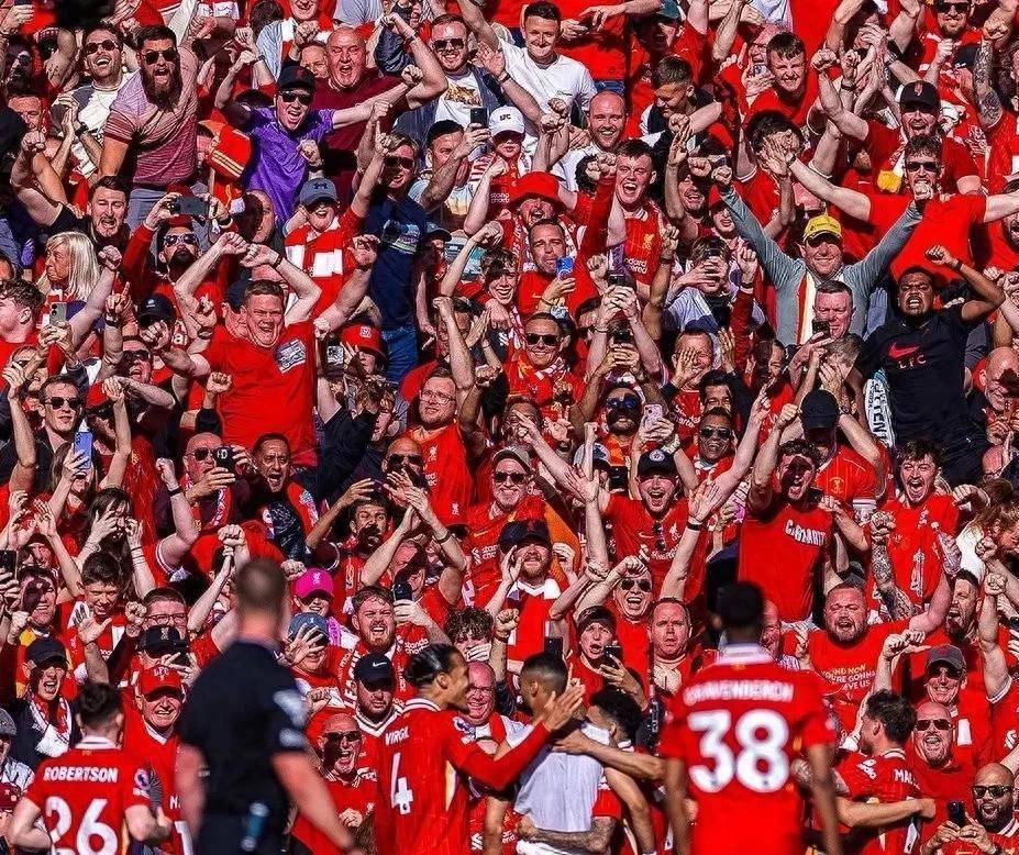 利物浦大获全胜,战胜对手晋级四强 利物浦大获全胜,战胜对手晋级四强