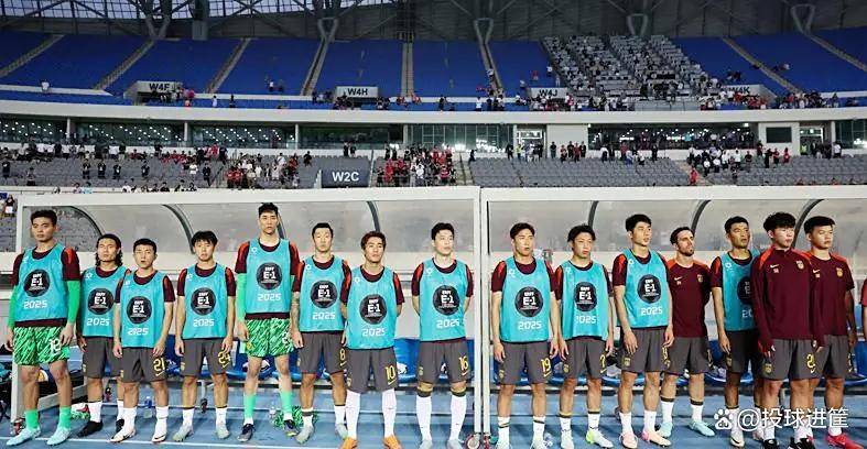 中超焦点战:国安主场击败申花,豪取三分 中超焦点战:国安主场击败申花,豪取三分