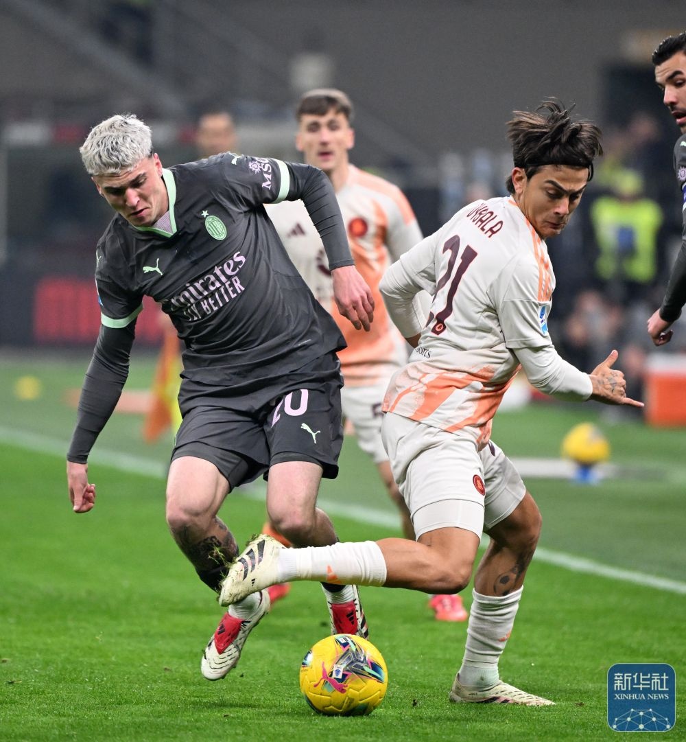 意大利足球联赛火爆展开,各队拼尽全力 意大利足球联赛火爆展开,各队拼尽全力