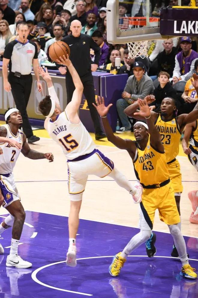 公牛逆袭快船,大逆转引发反思 公牛逆袭快船,大逆转引发反思