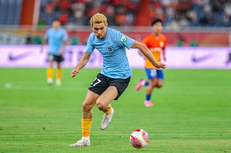 开云体育app-荷兰国脚成功晋级决赛赢得外援大奖赛