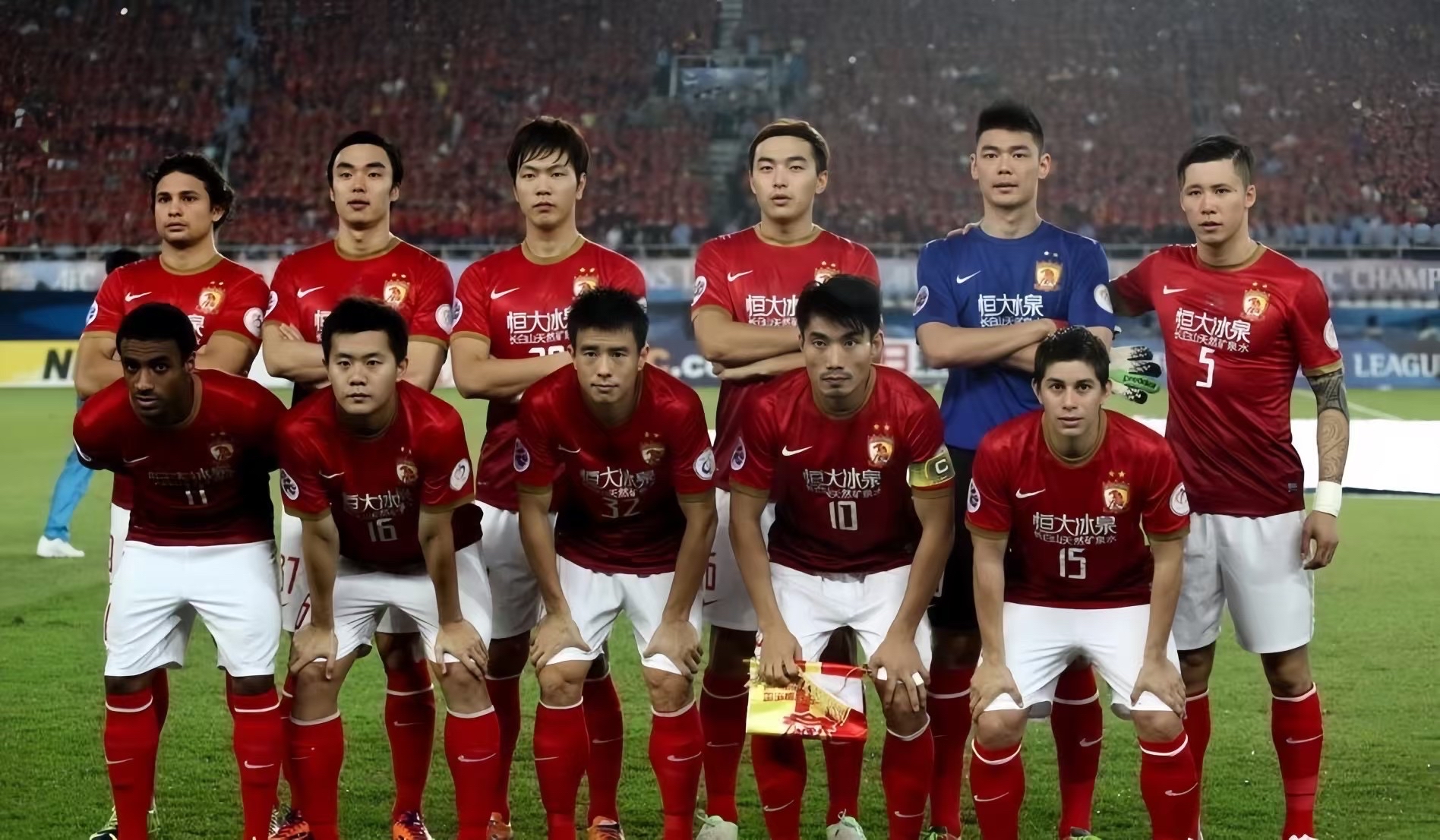 开云体育登录-包含中超球员奋勇拼搏，助力球队连连获胜的词条