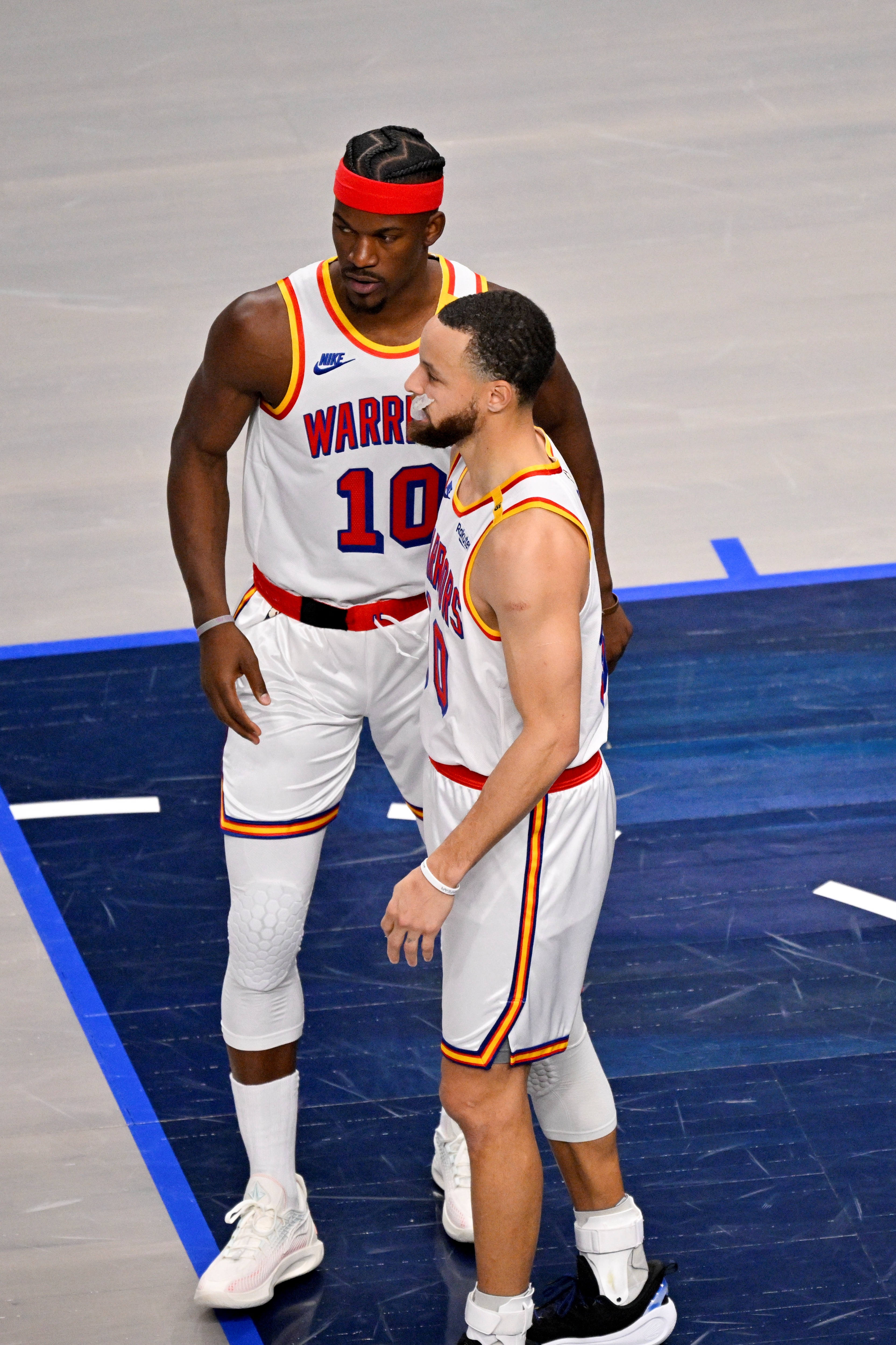 开云体育-包含公牛胜马刺：拉文关键时刻连续得分锁定胜局的词条