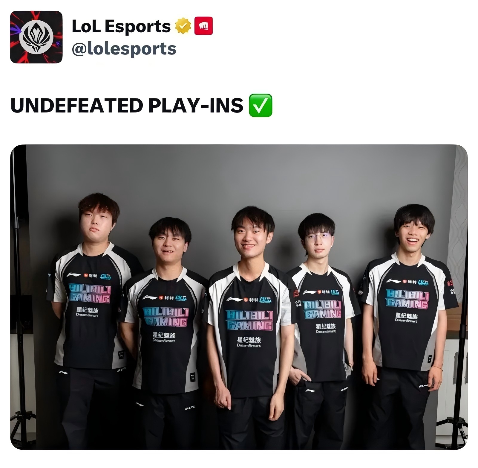 包含G2轻取FLY，BDD单局斩获MVP宿命之战2025世界赛，技惊四座的词条