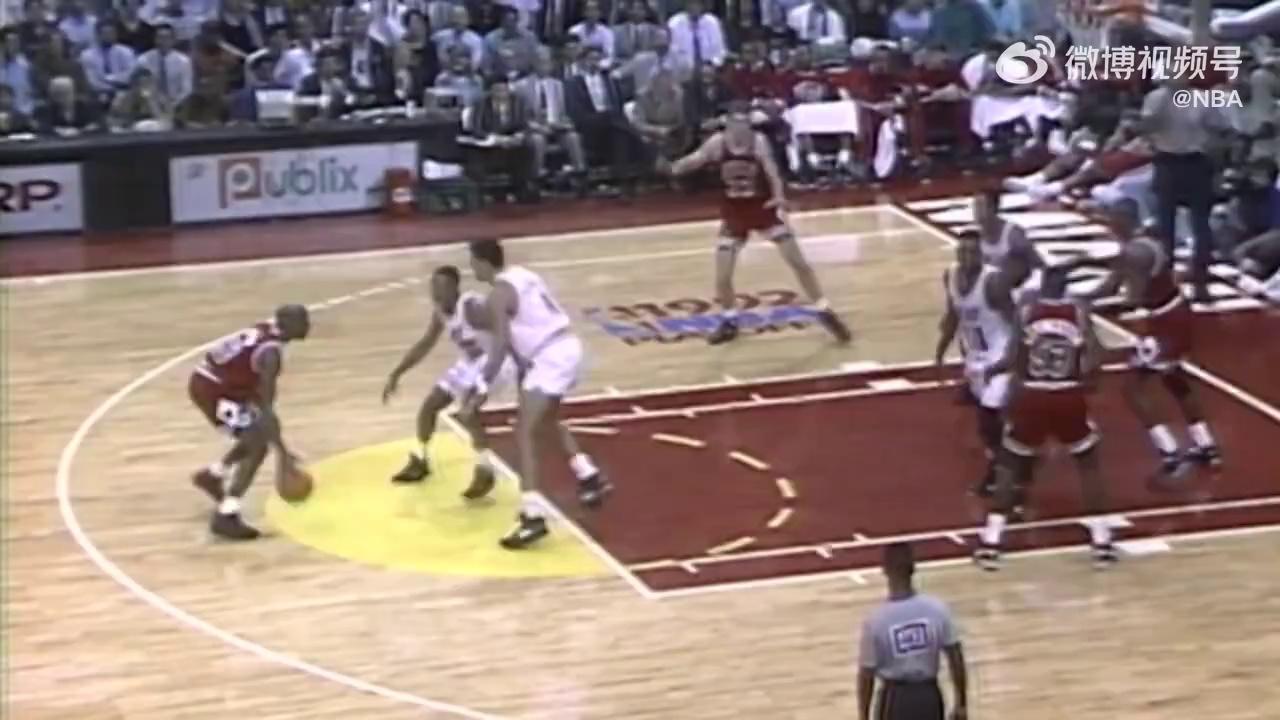 开云官网-NBA季后赛历史性一战，连环绝杀震惊全场