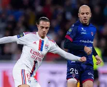 里昂主场再度遭遇惨败索肖,积分下滑忧心 里昂主场再度遭遇惨败索肖,积分下滑忧心