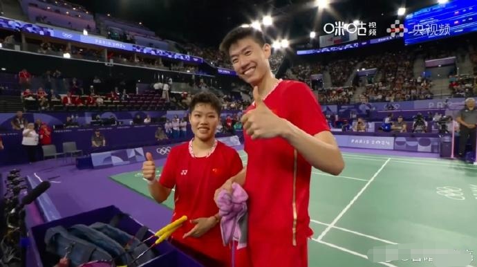 开云体育在线-意大利羽毛球选手稳住领先，跻身前排