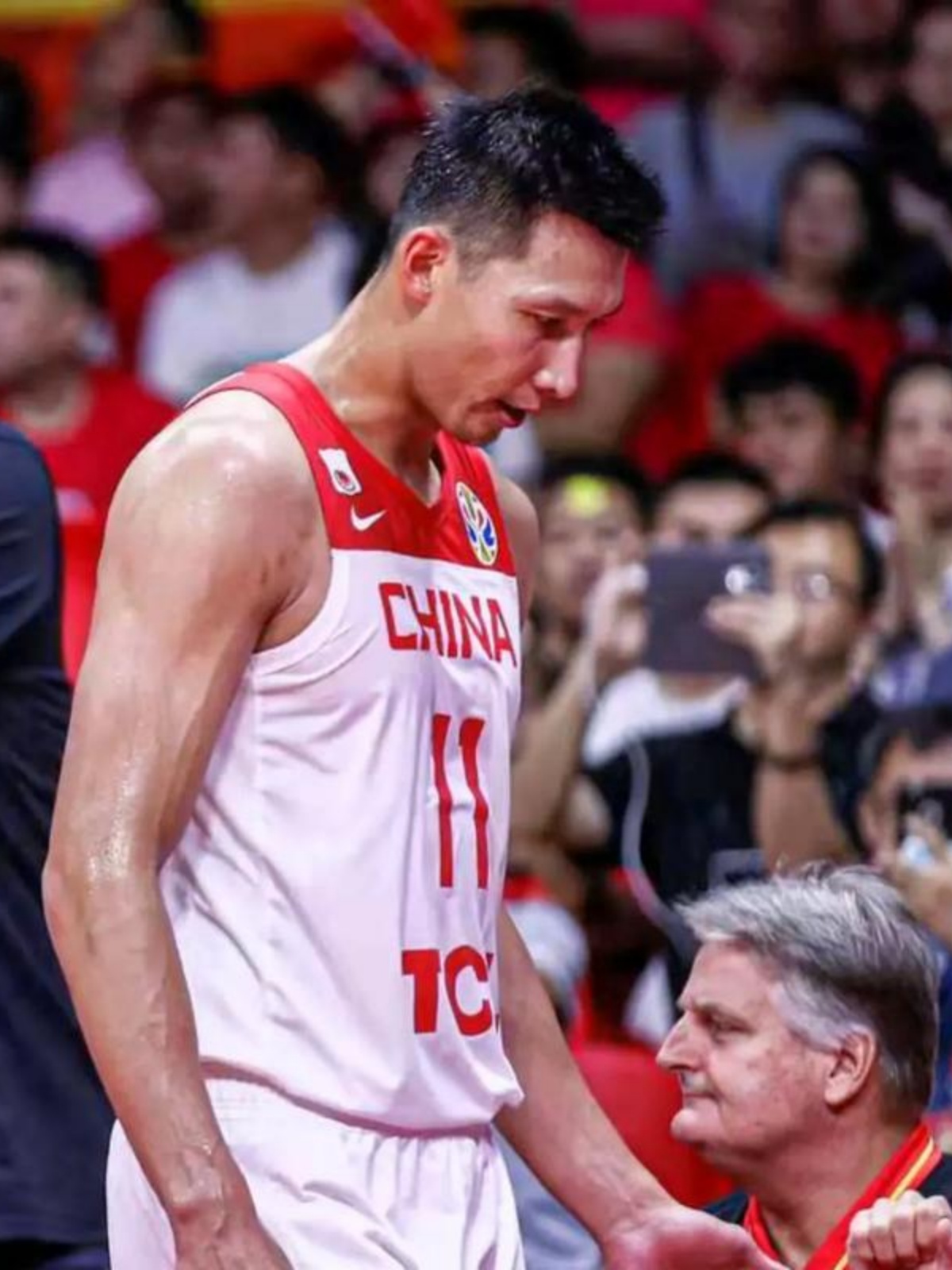 关于热火横扫篮网,易建联刷新纪录的信息 关于热火横扫篮网,易建联刷新纪录的信息