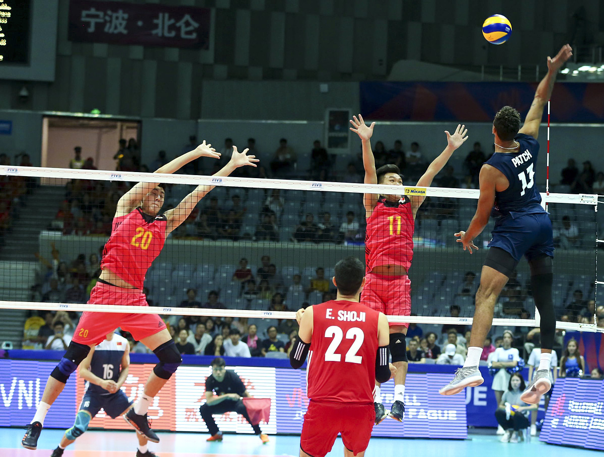 中国队鏖战德国队,李梓嘉点燃赛场 中国队鏖战德国队,李梓嘉点燃赛场