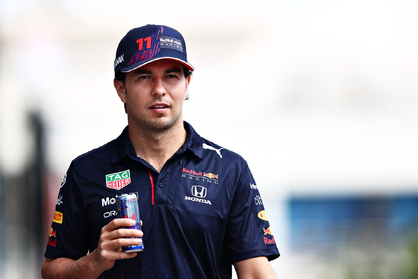 关于索伯车队力克红牛二队，佩雷兹统治全场的信息