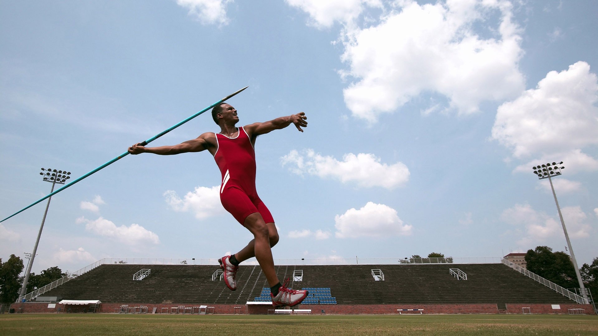开云官网-按下金色按钮的时刻，当一波带走成为跨越领域的决胜语言