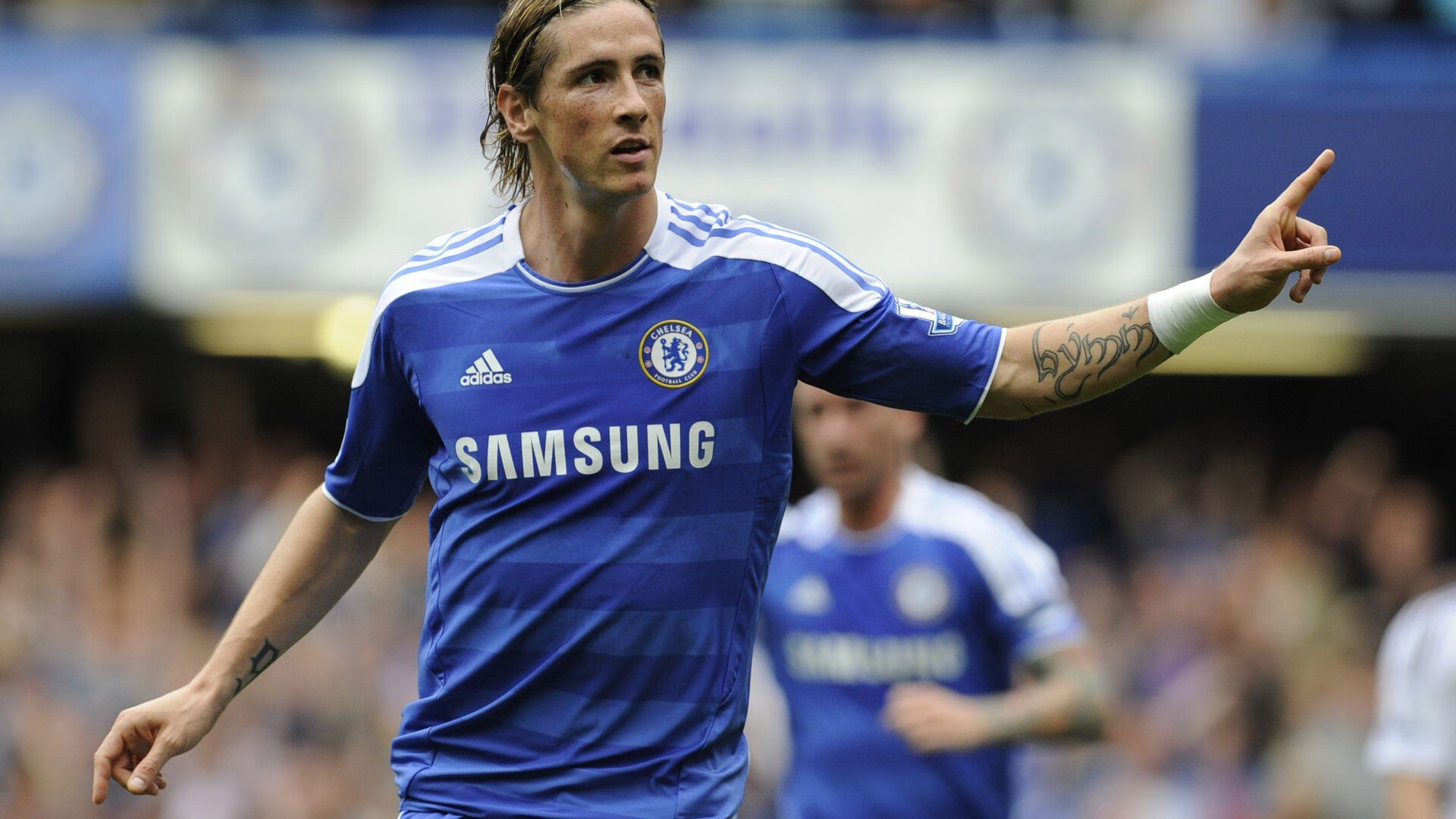 双重逆转，塞恩斯以创纪录表现引领法拉利逆袭红牛